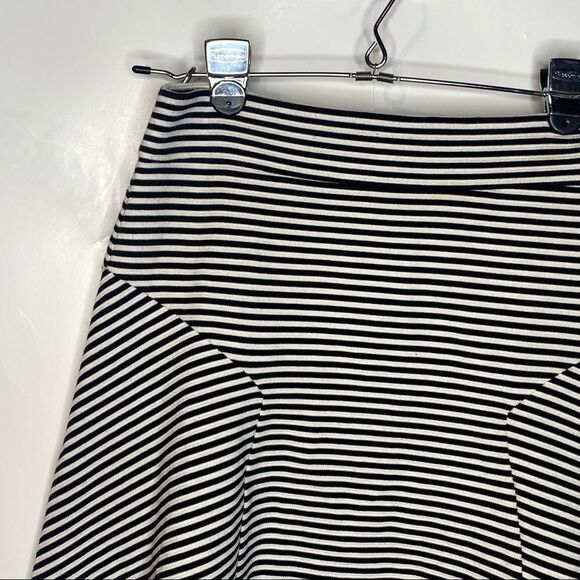 Express striped skater Skirt 2 black and white mod spring summer circle optical - Picture 3 of 6